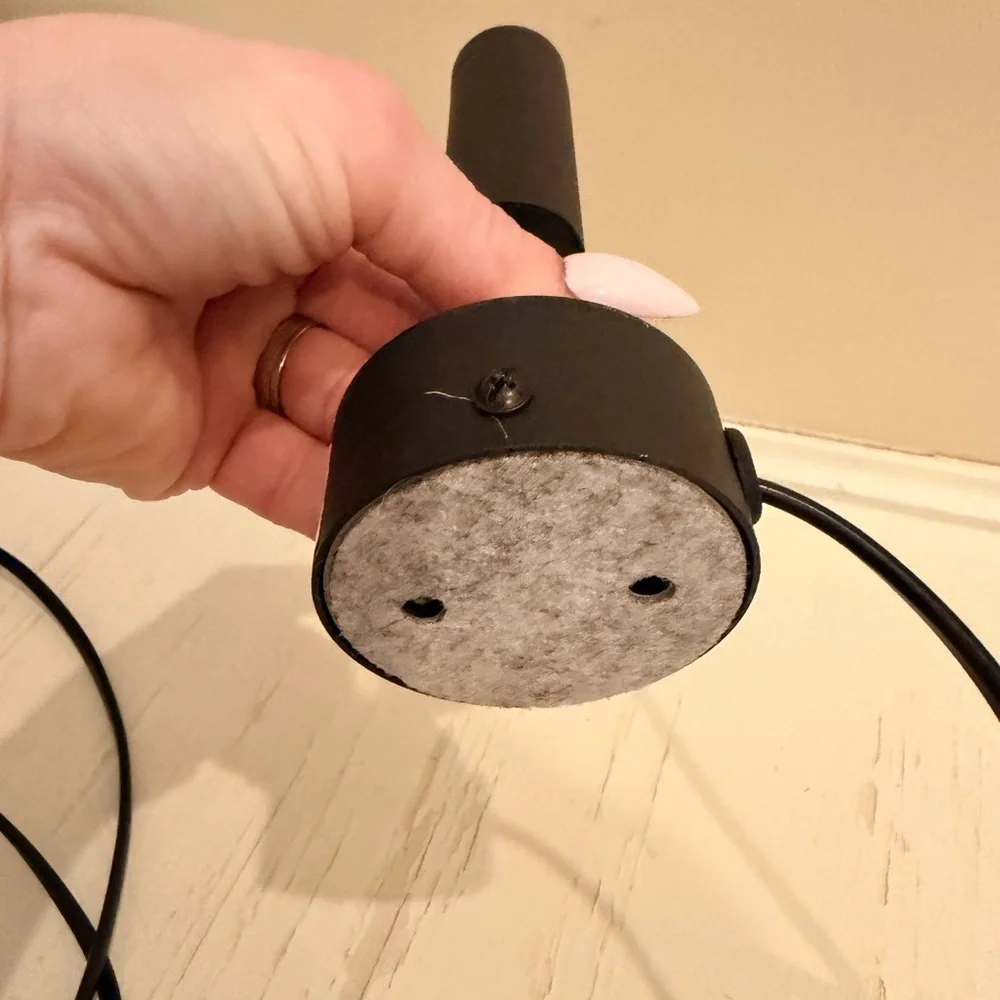 Black adjustable wall Mount plug in spot light with step on and off